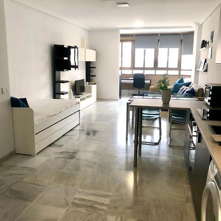 GATU Loft Trip 1ª linea de playa, wifi, aire acc Apartment Cádiz Exterior foto